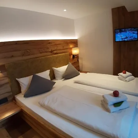 Deva Alpenglueck 호텔