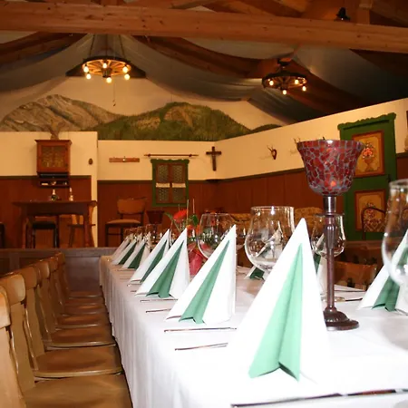 Hotel Deva Alpenglueck 3*